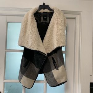 ME JANE faux fur and wool blend plaid vest size L